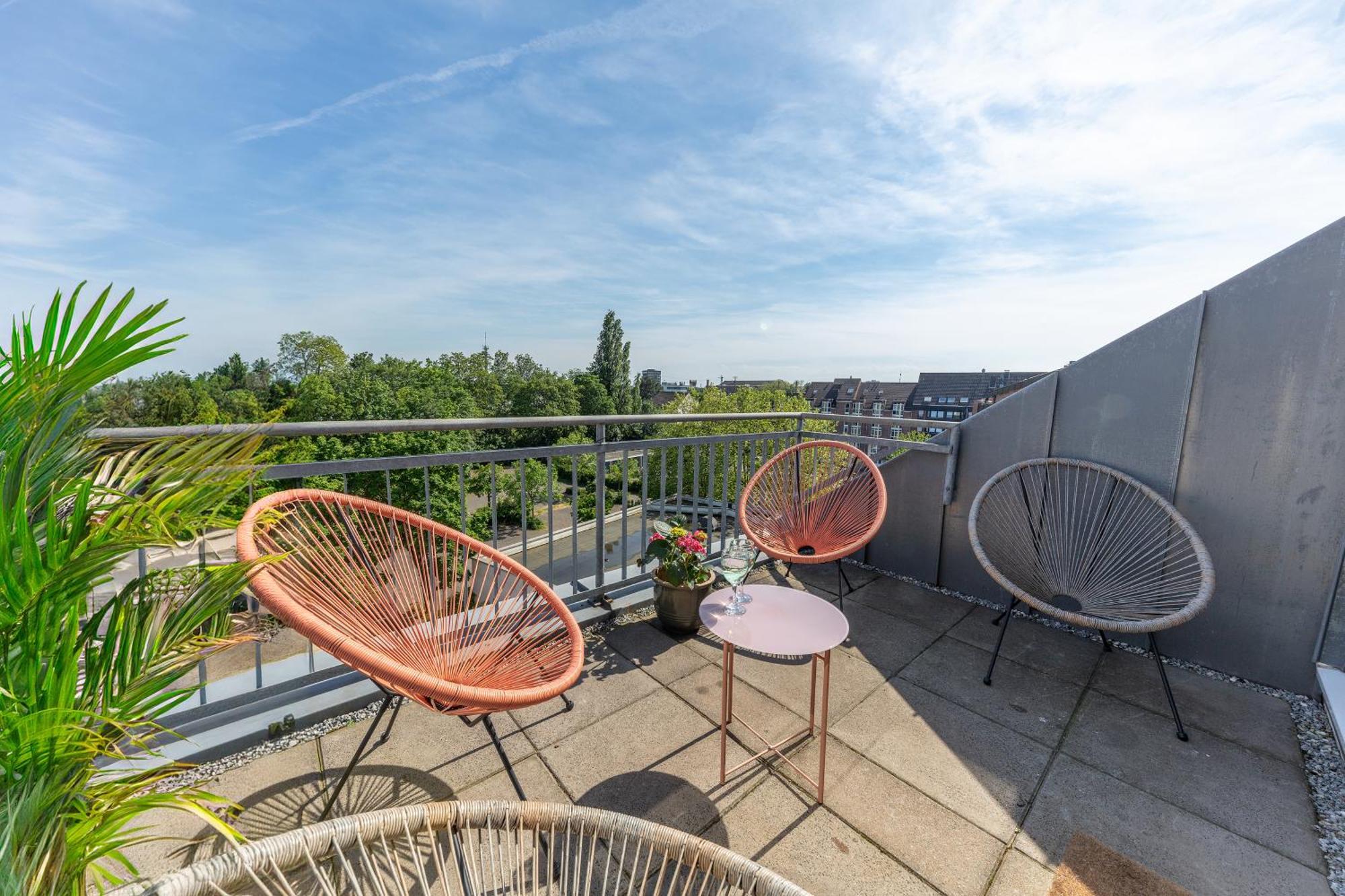 Mango Living I Stadtoase I Modern I 3 Schlafzimmer I 95 Qm I 9 Personen Apartment
